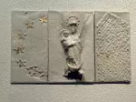 Margareta Biegert-Simm „Madonna“ - Tryptichon, recyceltes Papier mit Baumwollfasern, Blattgold, 47cm x 48cm
